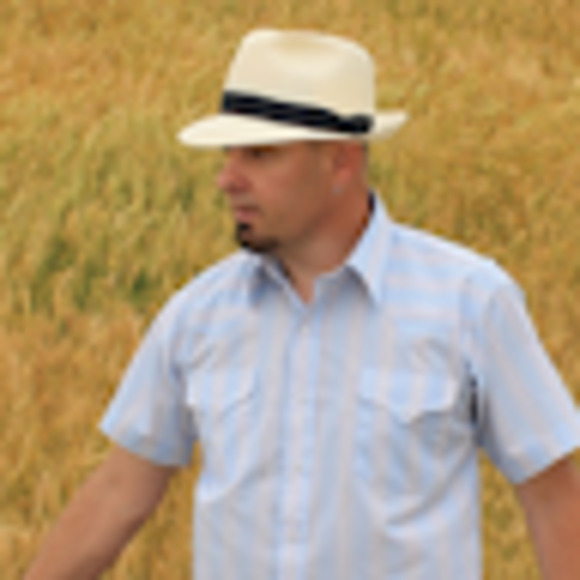 Meet your Posher, Wade - Picture 1 of 1